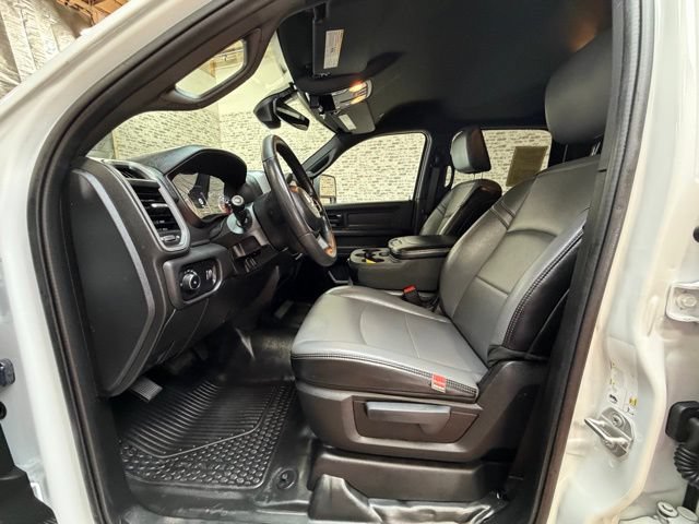 Used 2024 RAM 3500 Tradesman w/ Towing Technology Group AWD/4WD image 19