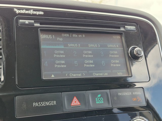Used 2015 Mitsubishi Outlander SE AWD/4WD image 13