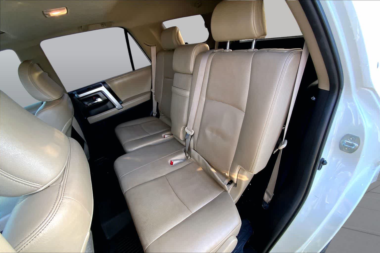 Used 2018 Toyota 4Runner Limited AWD/4WD image 20