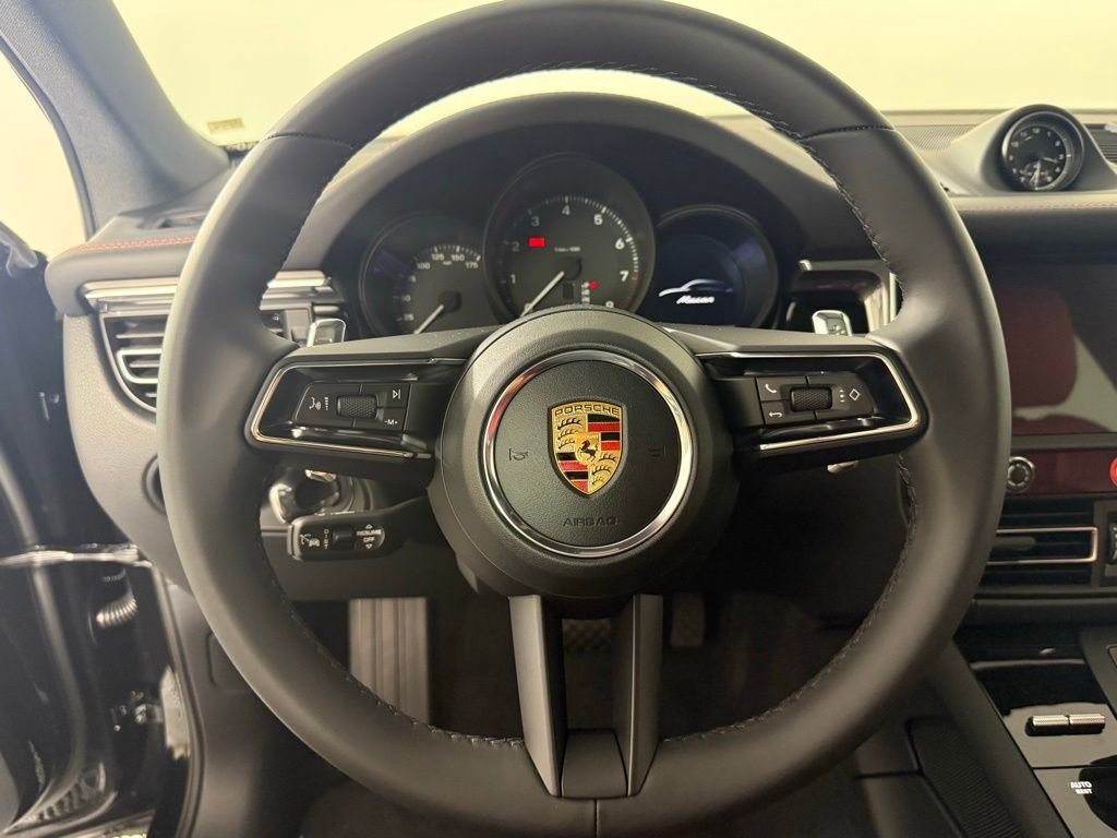 New 2026 Porsche Macan image 36