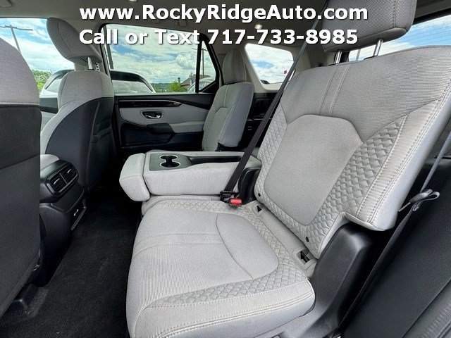 Used 2023 Honda Pilot LX image 18