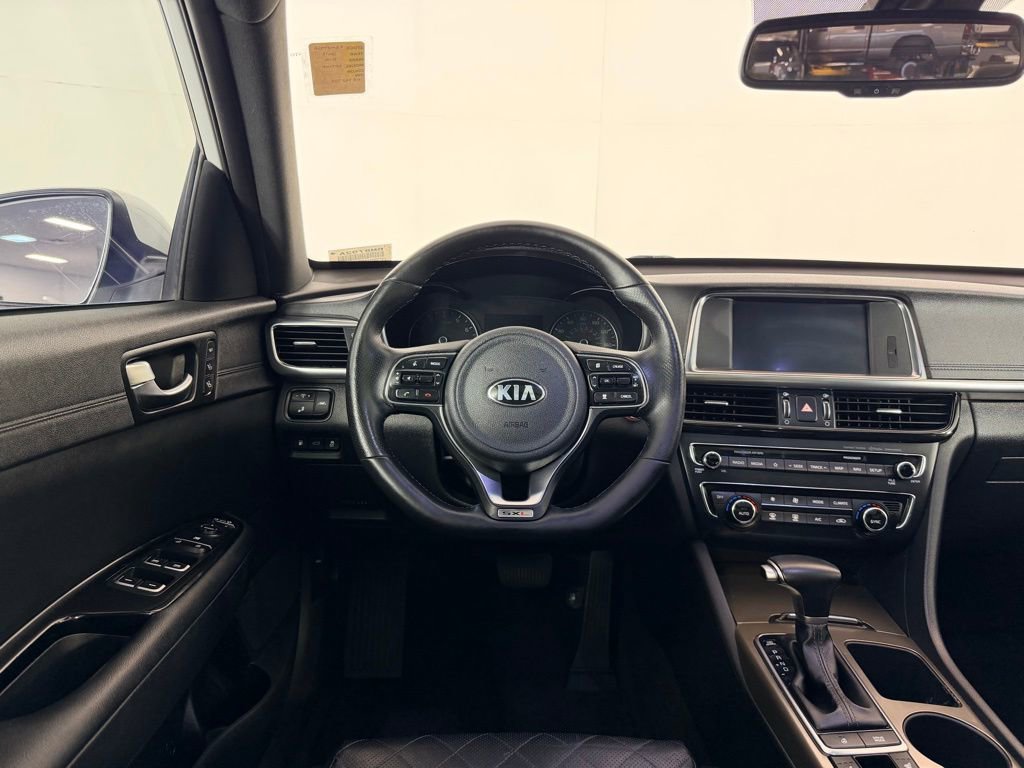 Used 2018 Kia Optima SX w/ Technology Package image 16