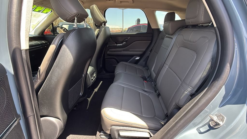 Used 2024 Lincoln Corsair Grand Touring AWD/4WD image 19