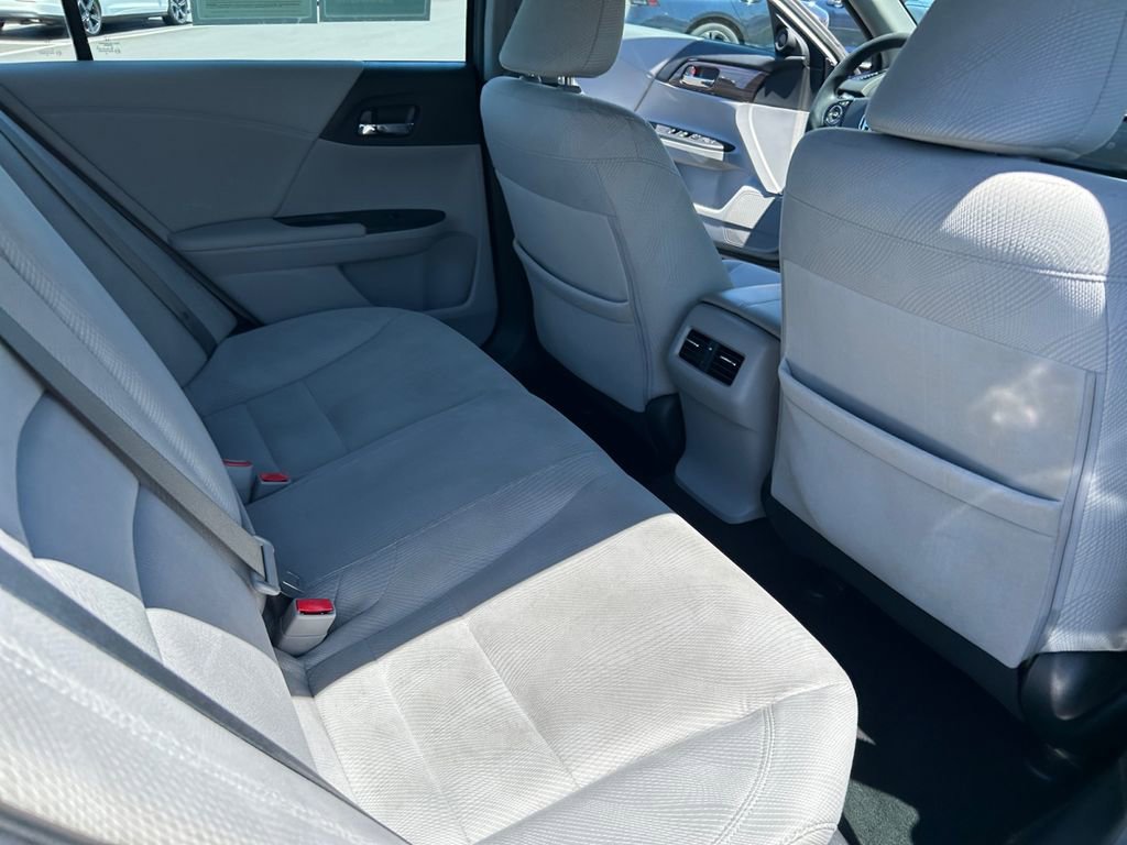 Used 2017 Honda Accord EX image 20