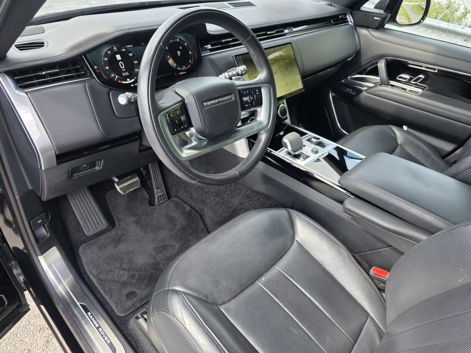 Certified 2023 Land Rover Range Rover SE AWD/4WD image 11