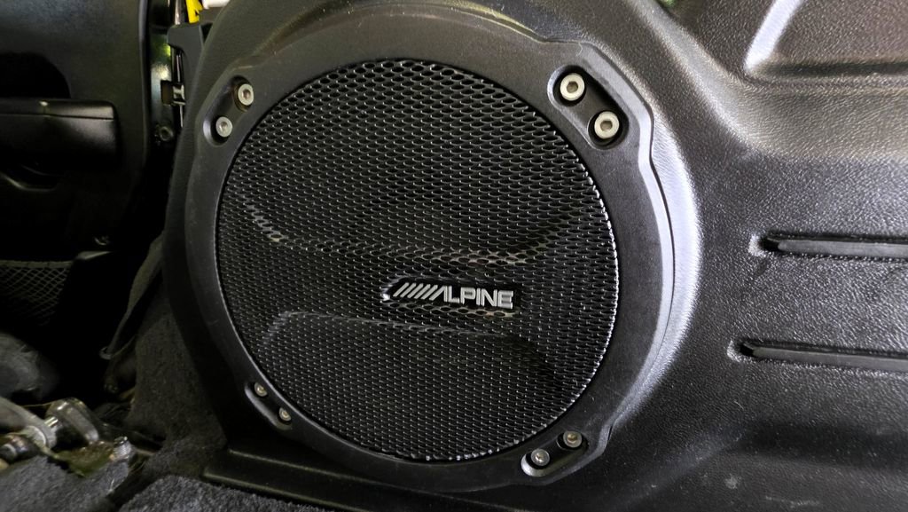 Used 2021 Jeep Wrangler Unlimited Rubicon w/ Uconnect 4C Nav & Sound Group AWD/4WD image 17