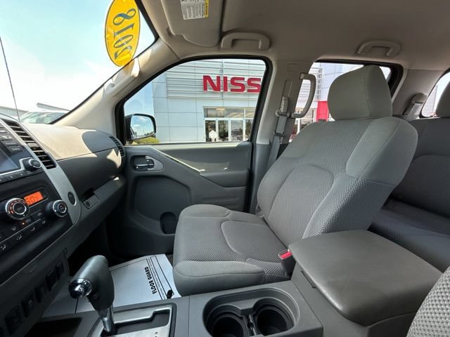 Used 2018 Nissan Frontier SV w/ Value Truck Package RWD image 40