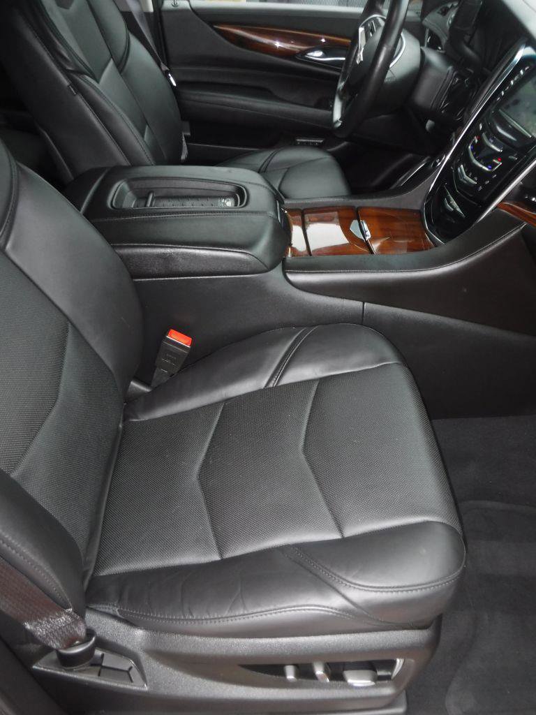 Used 2015 Cadillac Escalade Premium RWD image 26