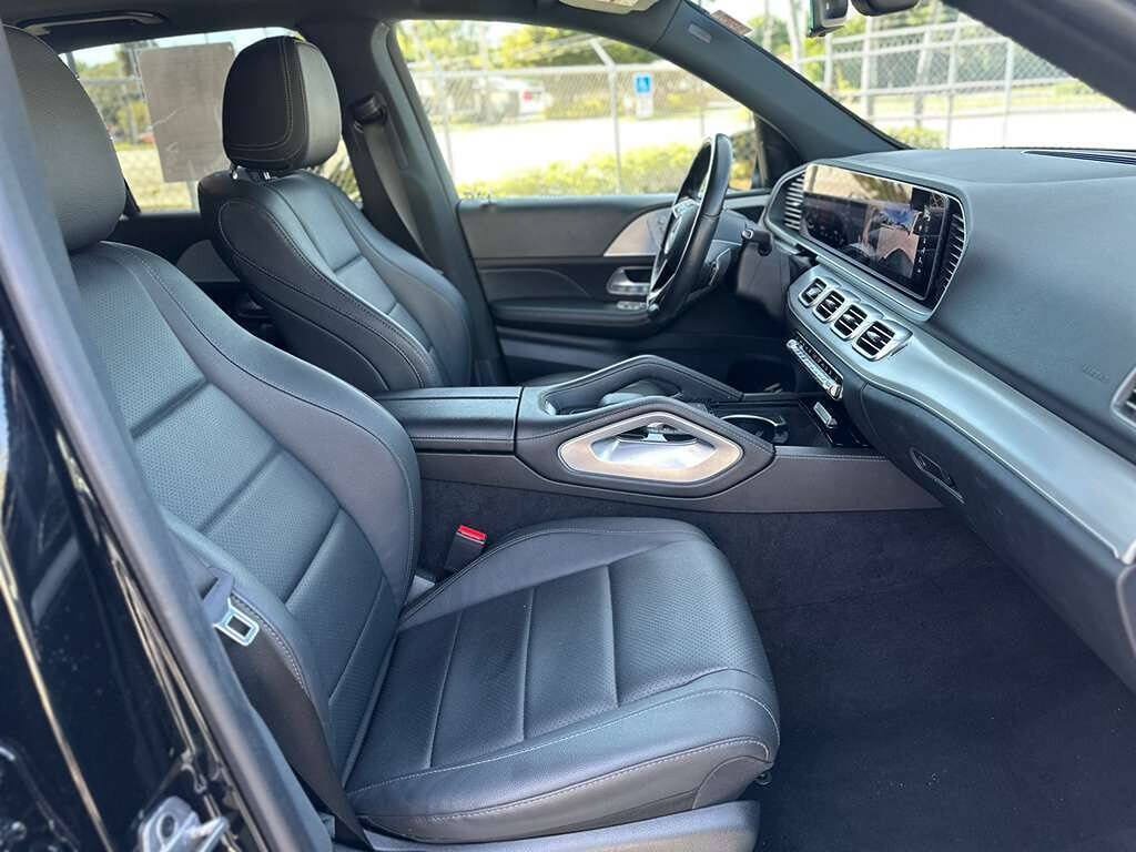 Used 2024 Mercedes-Benz GLE 450e 4MATIC image 10