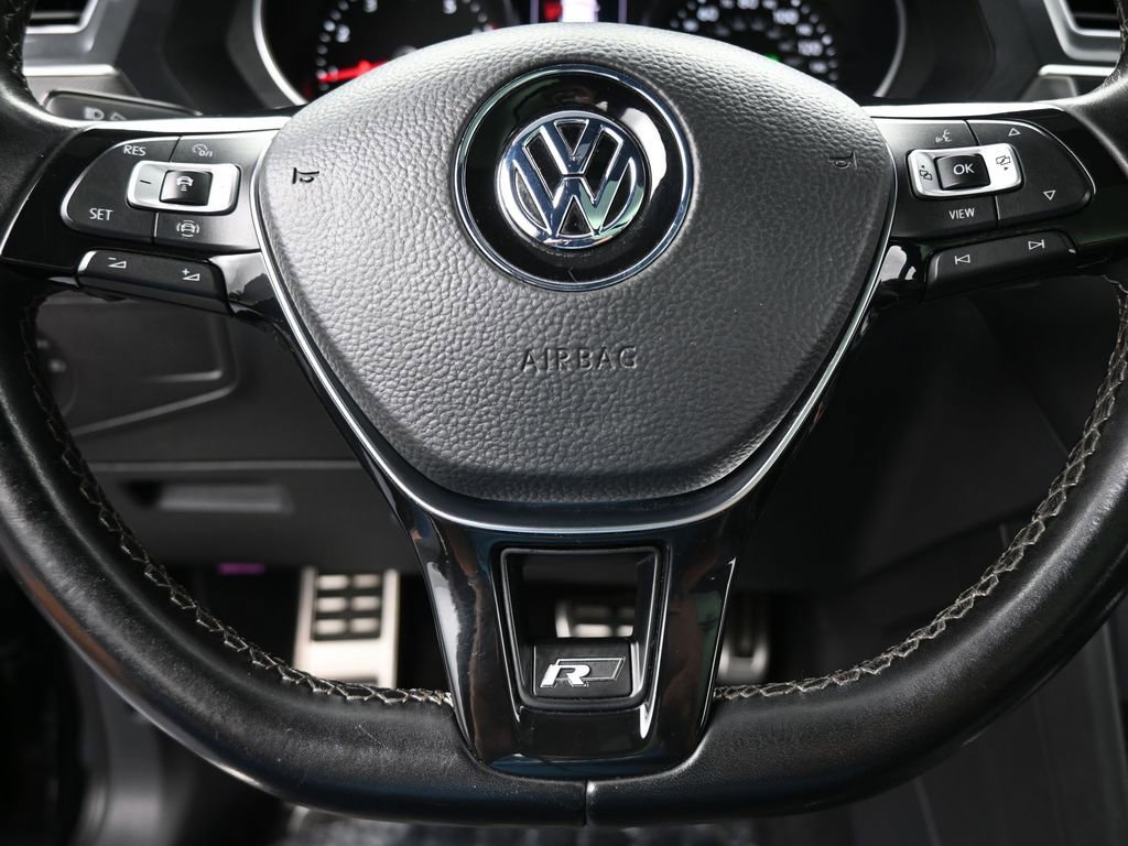 Used 2021 Volkswagen Tiguan SE R-Line image 31