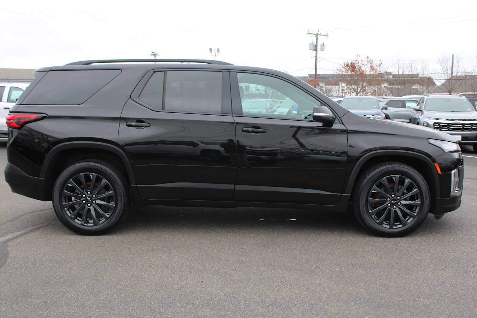 Certified 2023 Chevrolet Traverse RS image 8
