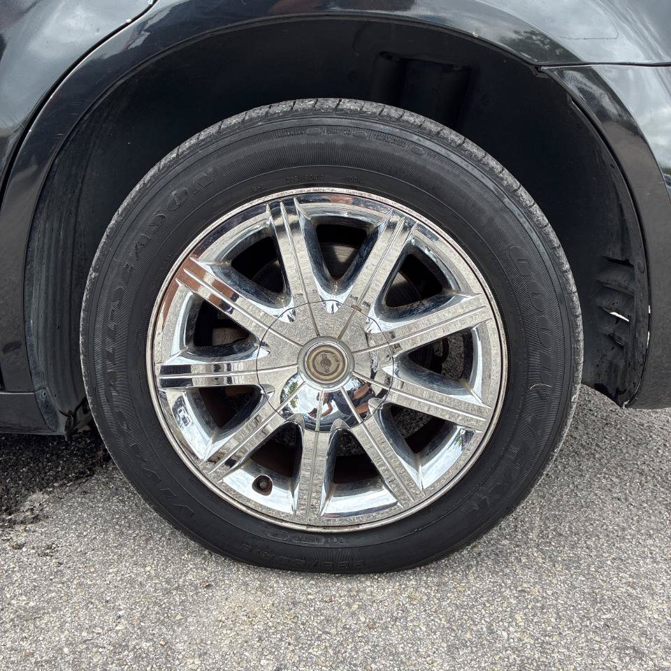 Used 2008 Chrysler 300 Limited RWD image 11