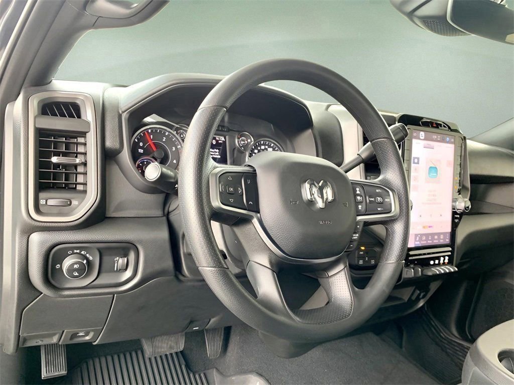 Used 2025 RAM 2500 Tradesman image 32