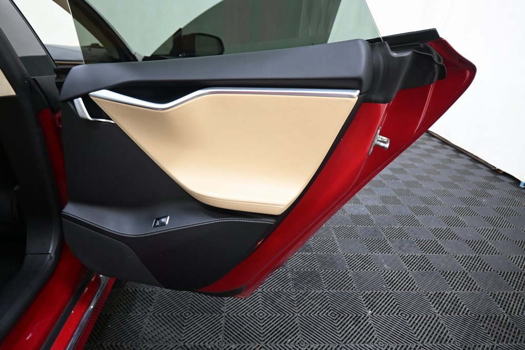 Used 2017 Tesla Model S 90D image 21