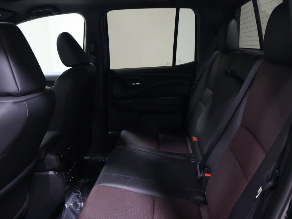 New 2026 Honda Ridgeline Black Edition image 13