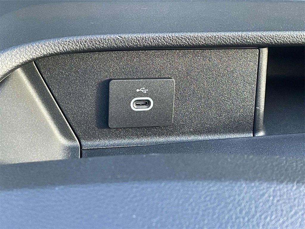 New 2026 Ford Transit 250 148 Medium Roof image 14