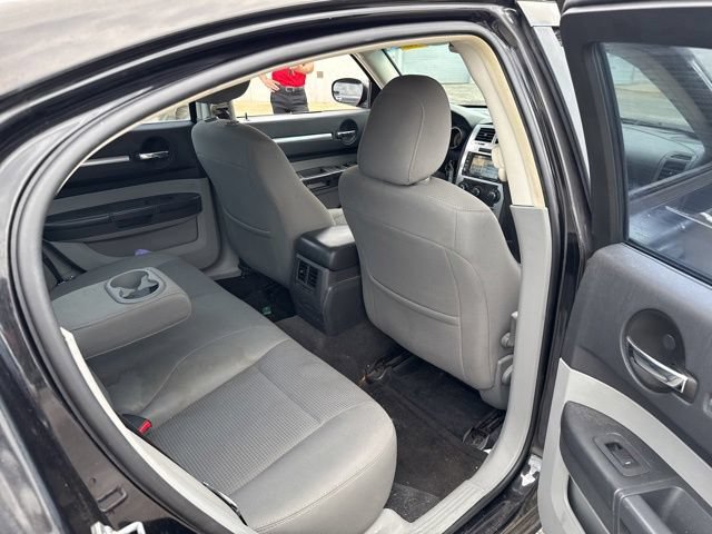 Used 2010 Dodge Charger SXT w/ Sun & Sound Group RWD image 16