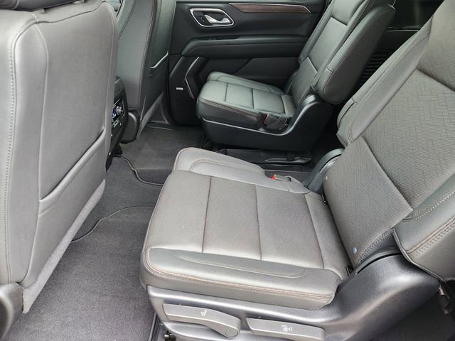 Used 2024 Chevrolet Suburban High Country AWD/4WD image 28