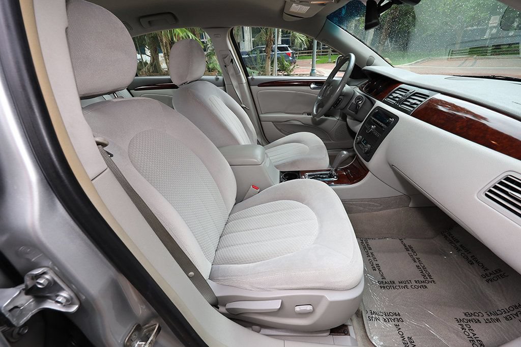 Used 2009 Buick Lucerne CX FWD image 27