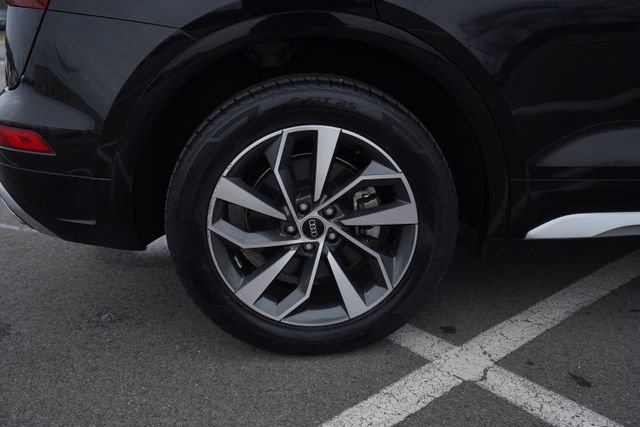 Used 2022 Audi Q5 2.0T Premium w/ Convenience Package image 40