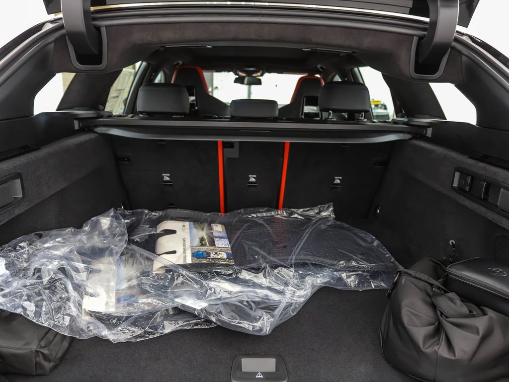 New 2027 BMW M5 Touring AWD/4WD image 25