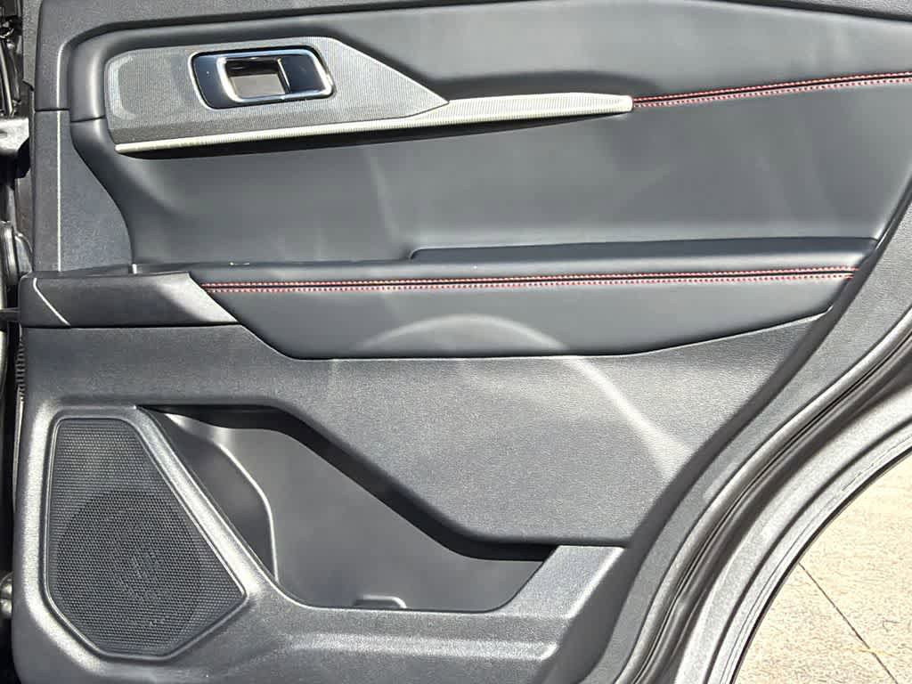 New 2026 Ford Explorer ST-Line image 16