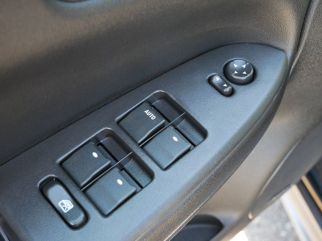 Used 2010 Chevrolet Impala LT w/ Luxury Edition Package FWD image 20