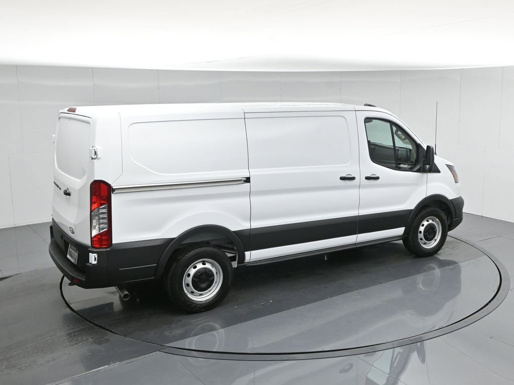 New 2026 Ford Transit 150 Low Roof RWD image 27