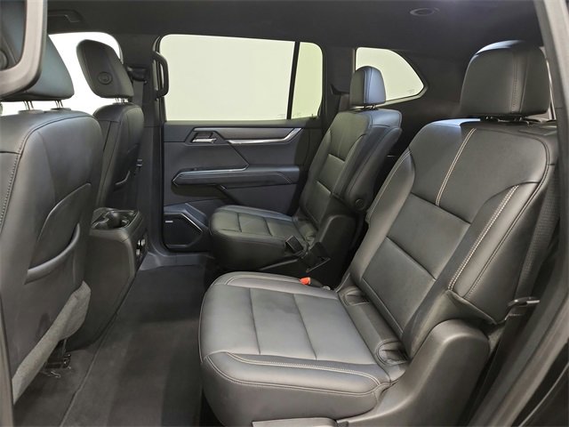 Used 2024 GMC Acadia Elevation image 29