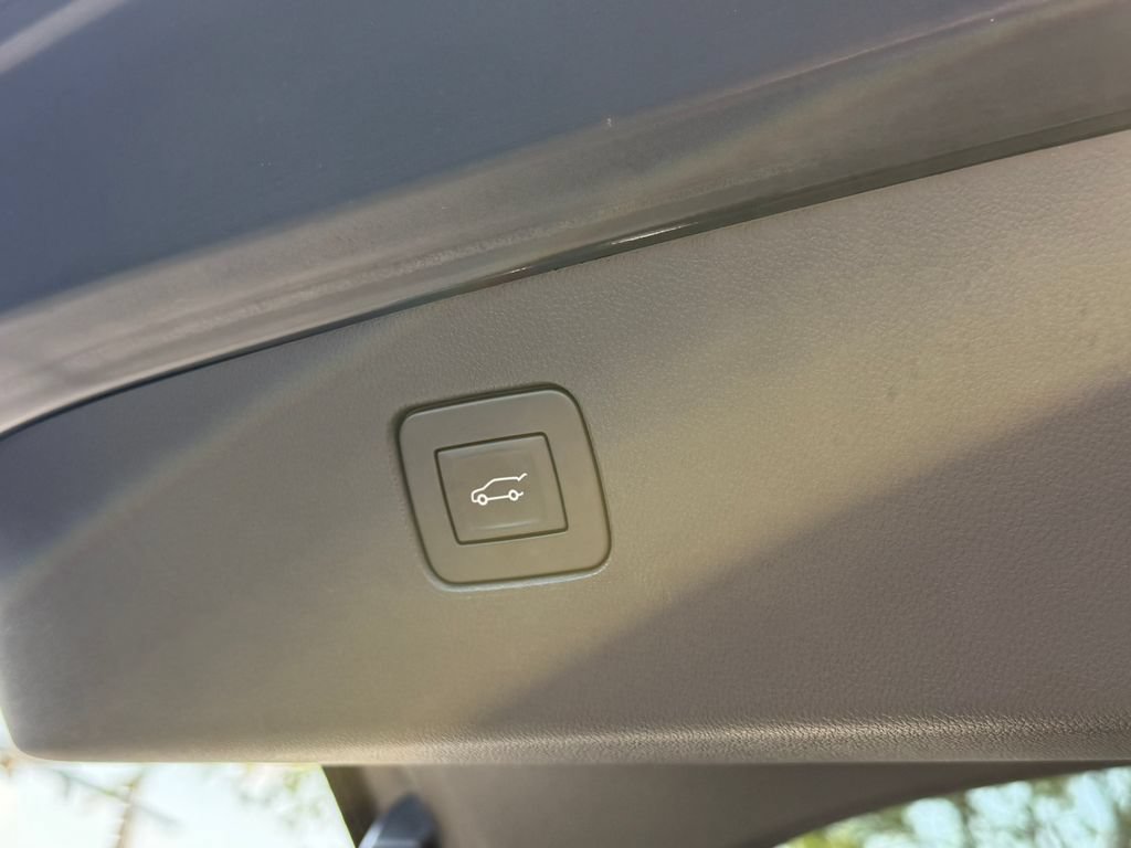 Certified 2024 Buick Envista Avenir FWD image 11