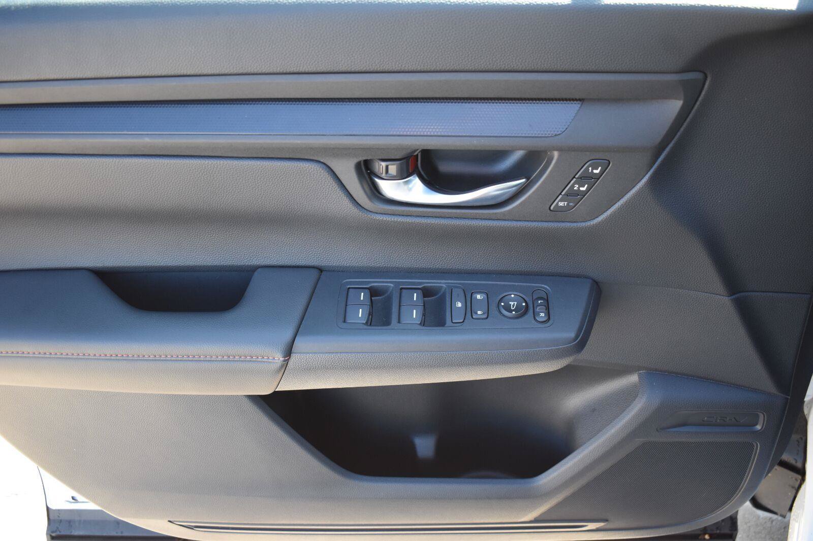Used 2025 Honda CR-V Sport-L image 21