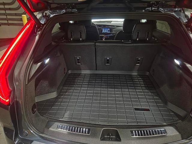 Used 2021 Cadillac XT4 Premium Luxury w/ Cold Weather Package image 13