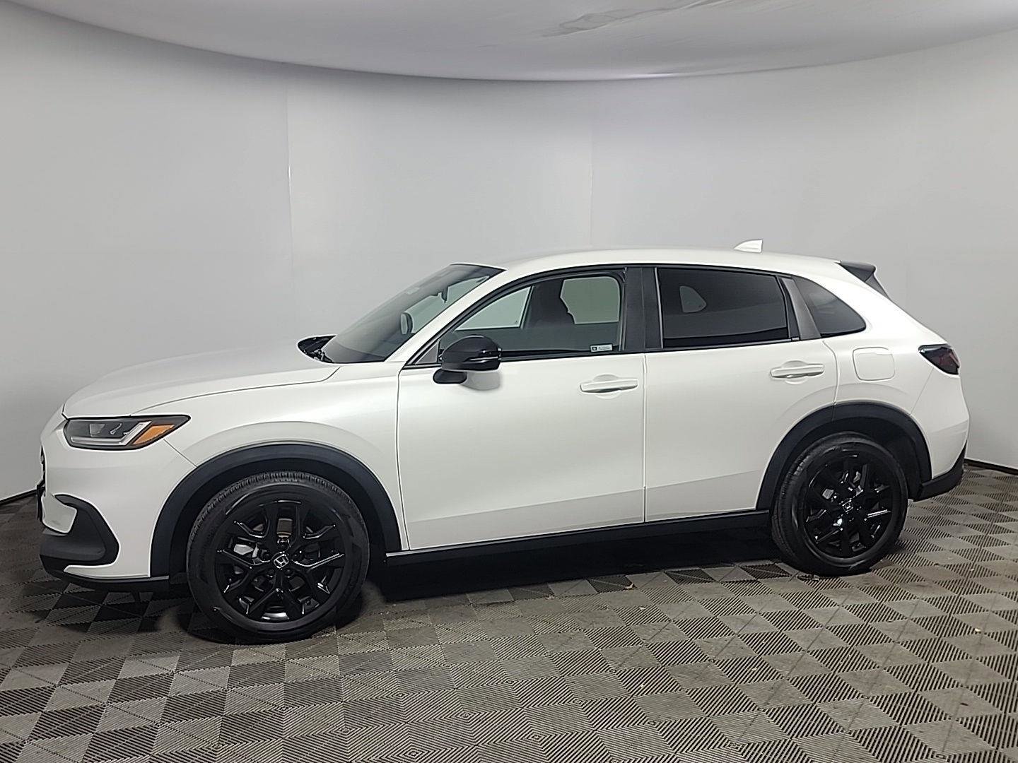 Certified 2023 Honda HR-V Sport image 11