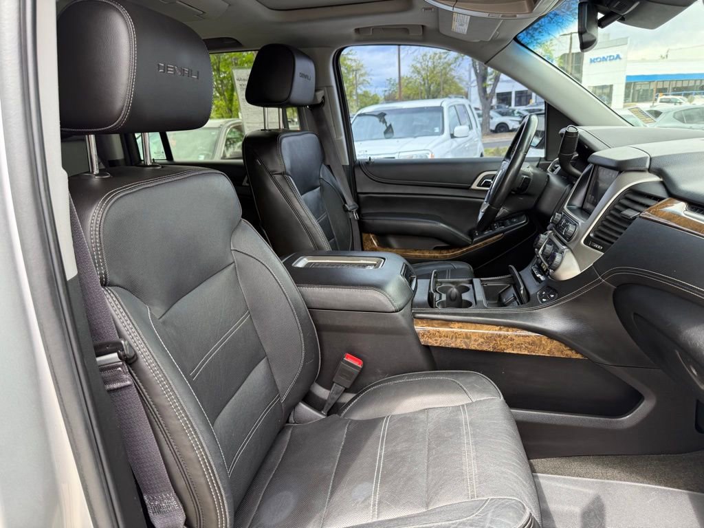 Used 2016 GMC Yukon XL Denali w/ Open Road Package AWD/4WD image 20