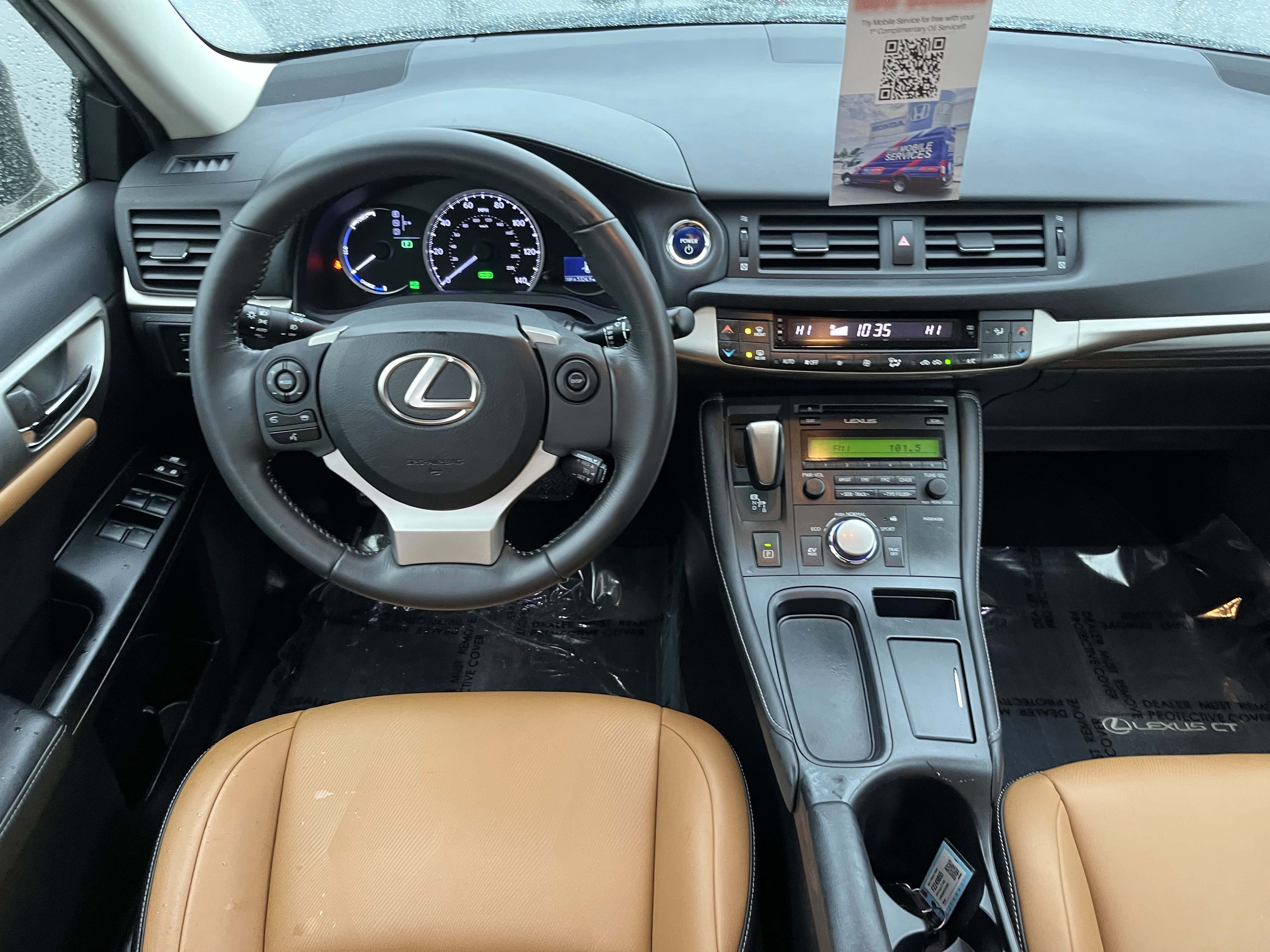 Used 2015 Lexus CT 200h image 11