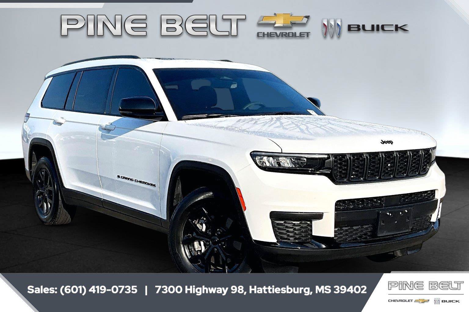 Used 2025 Jeep Grand Cherokee L Altitude RWD image 1