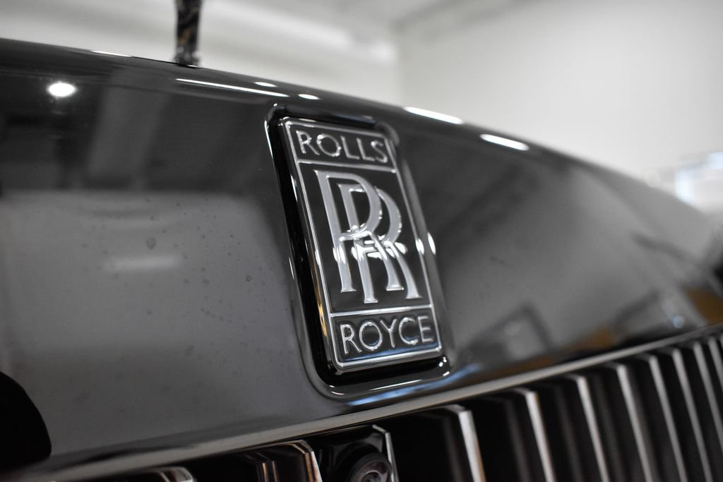 Used 2023 Rolls-Royce Ghost Black Badge w/ Black Badge Ghost Package AWD/4WD image 13