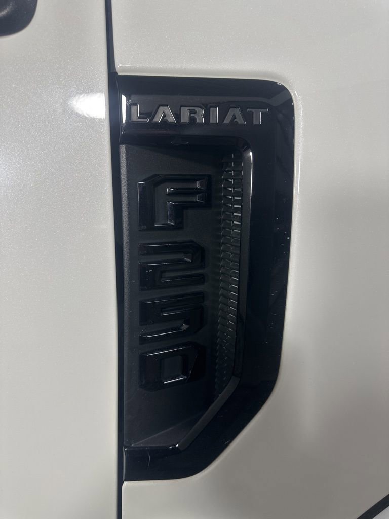 Used 2022 Ford F250 Lariat w/ Tremor Off-Road Package image 37