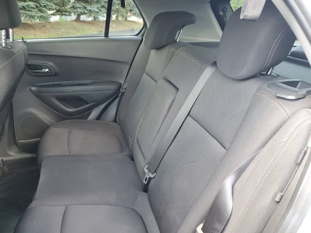 Used 2017 Chevrolet Trax LT FWD image 23