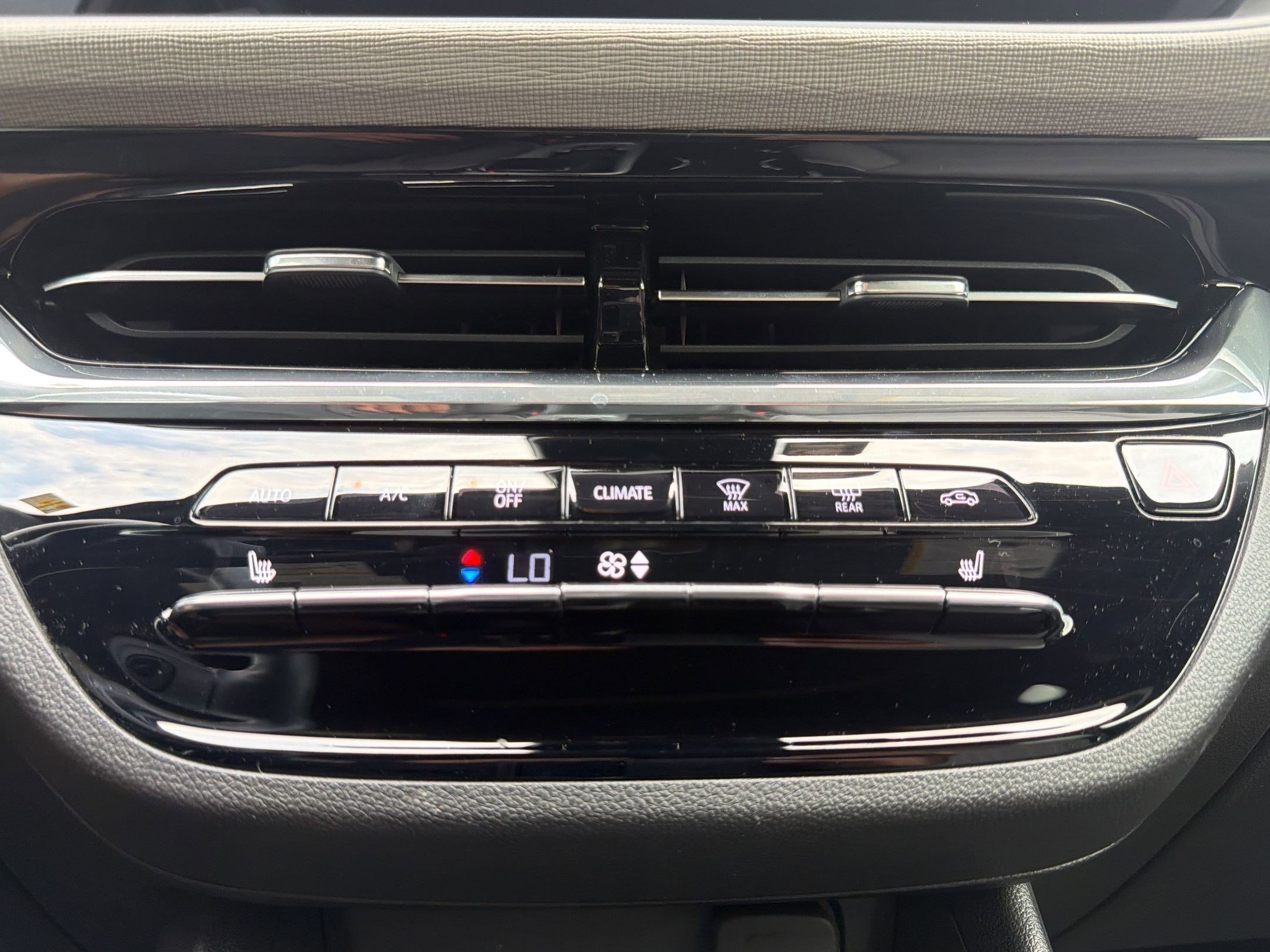 Used 2025 Buick Envista Avenir image 21