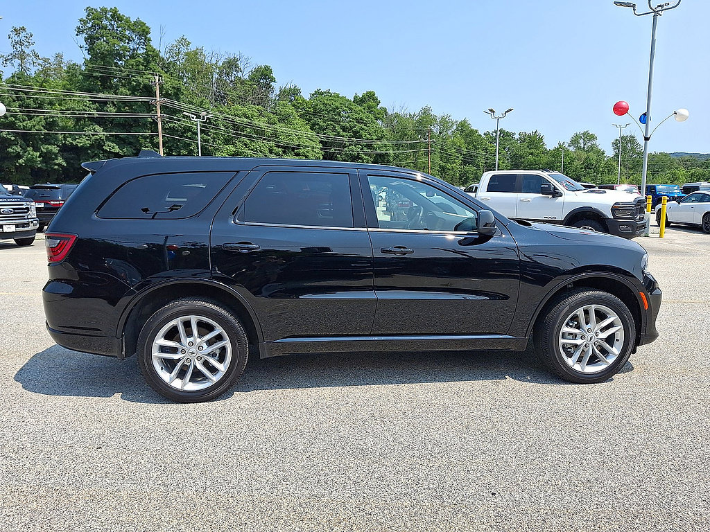 Used 2025 Dodge Durango GT AWD/4WD image 26