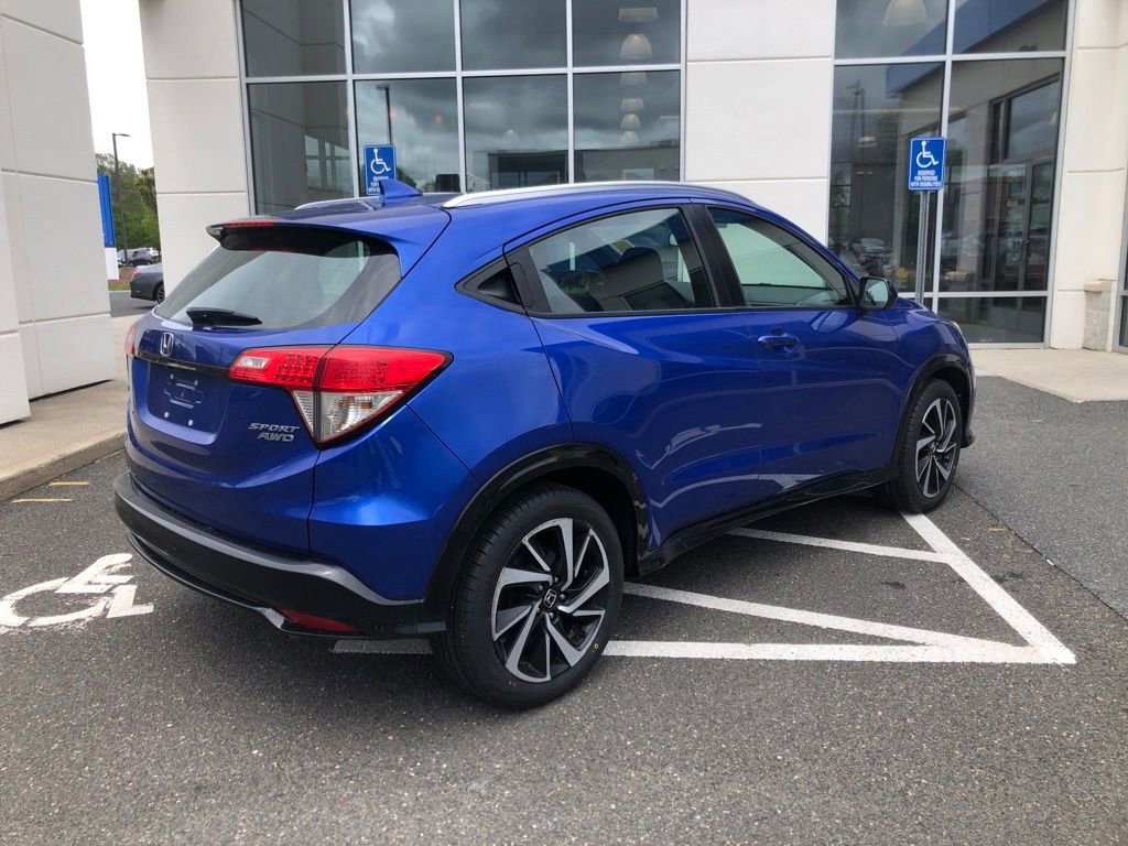Certified 2019 Honda HR-V Sport image 2