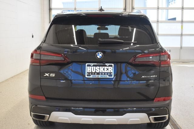 Used 2023 BMW X5 xDrive40i w/ Premium Package AWD/4WD image 11