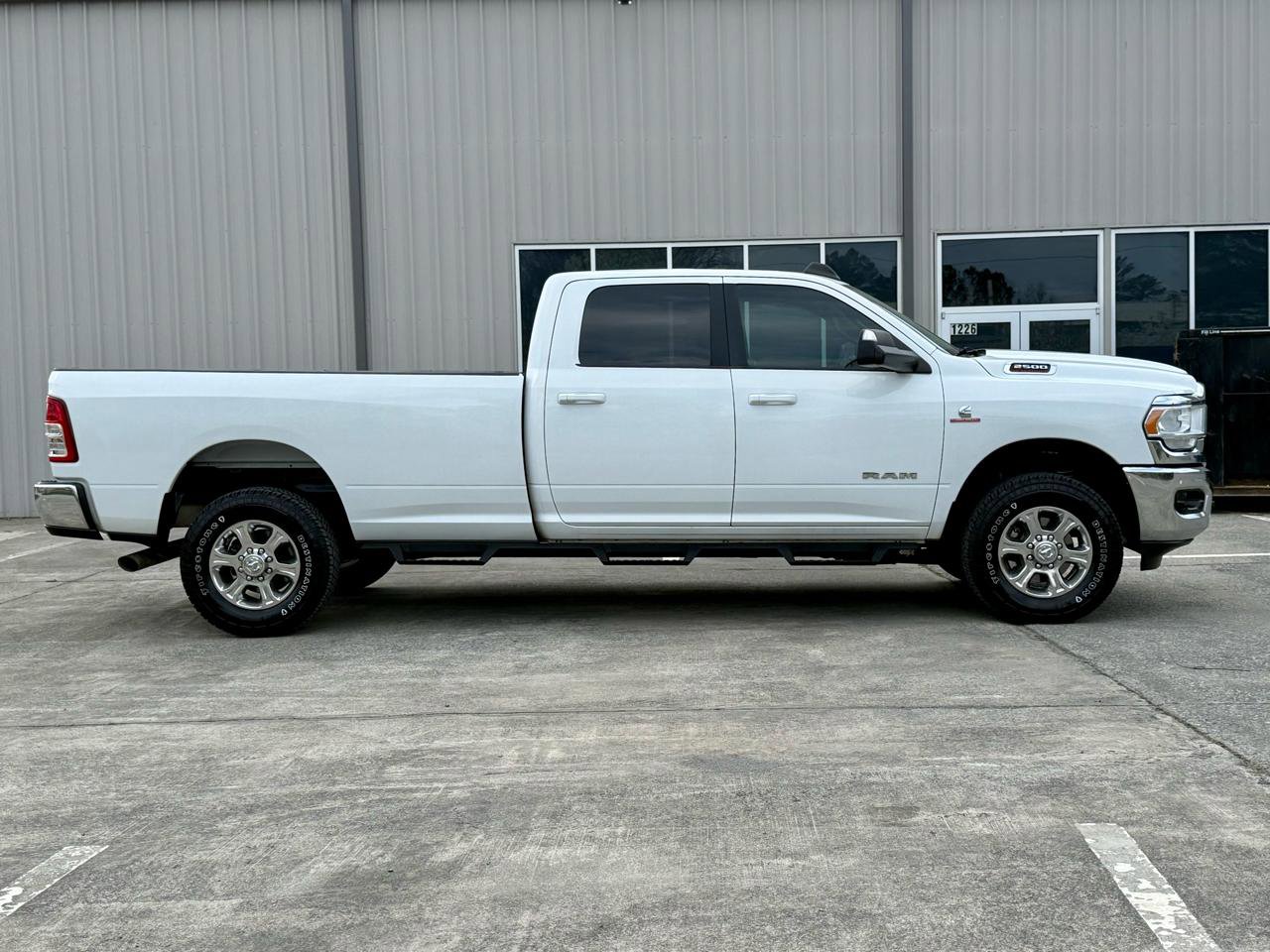 Used 2021 RAM 2500 Big Horn w/ Level 1 Equipment Group image 3