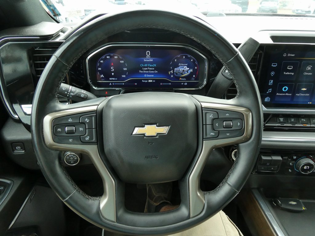 Certified 2024 Chevrolet Silverado 2500 High Country w/ Technology Package image 36