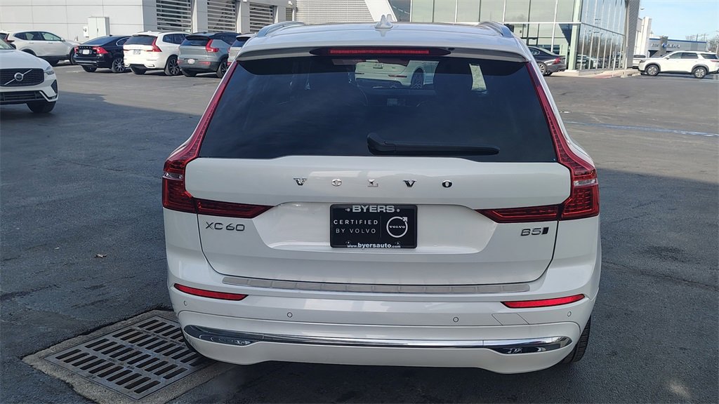 Certified 2023 Volvo XC60 B5 Plus w/ Climate Package image 32