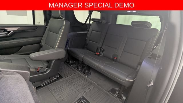 Used 2026 GMC Yukon XL Elevation w/ Elevation Premium Package AWD/4WD image 32