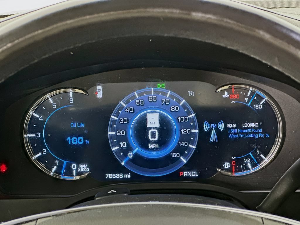 Used 2018 Cadillac Escalade Luxury AWD/4WD image 12