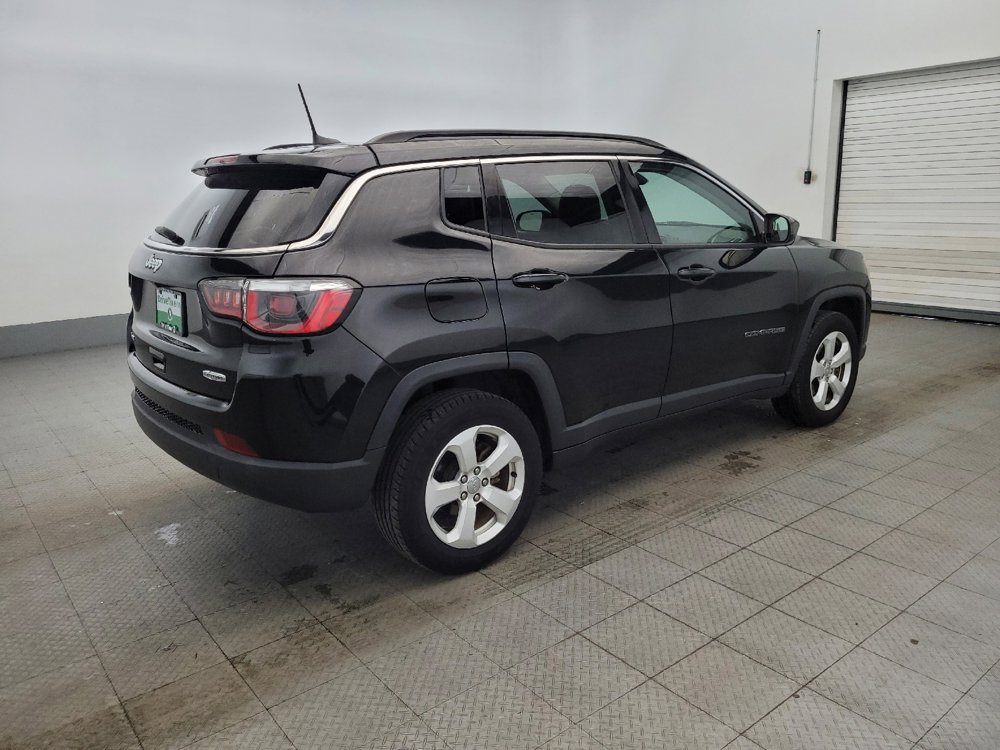Used 2018 Jeep Compass Latitude w/ Popular Equipment Group AWD/4WD image 10