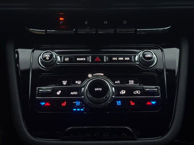 Certified 2022 Lincoln Corsair Reserve w/ Equipment Group 201A image 33